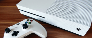 Maak gamen nog leuker met Xbox Live Points en PlayStation Plus